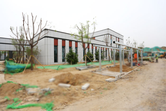 新機場房外裝戶外防風卷簾工程現(xiàn)場實景圖